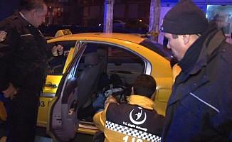 Ankara'da ticari taksideki şahıslara silahlı saldırı: 1 ölü