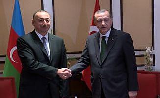 Erdoğan Aliyev ile görüştü